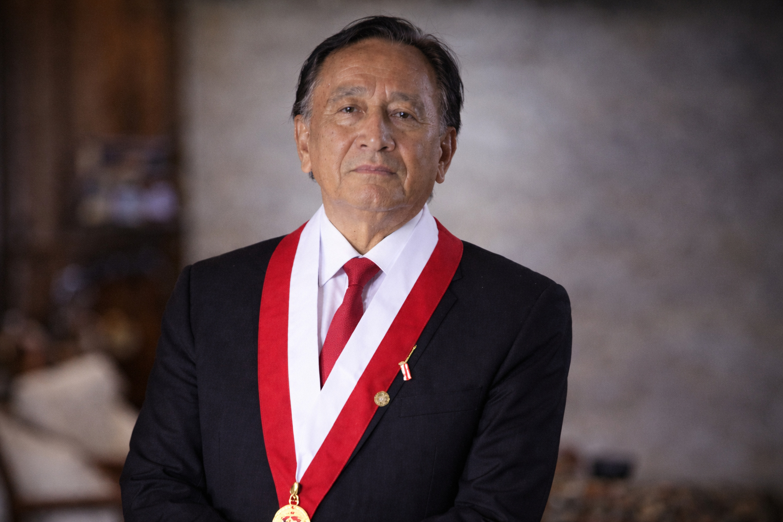 José María Balcázar asume la Presidencia del Perú tras salida de José Jerí