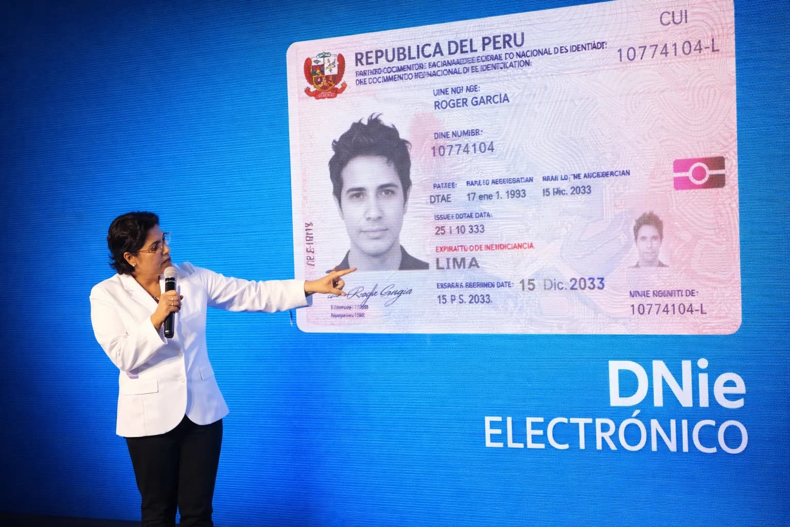 Reniec lanza campaña gratuita de DNI electrónico